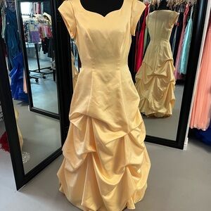 Chic Yellow Prom Dress